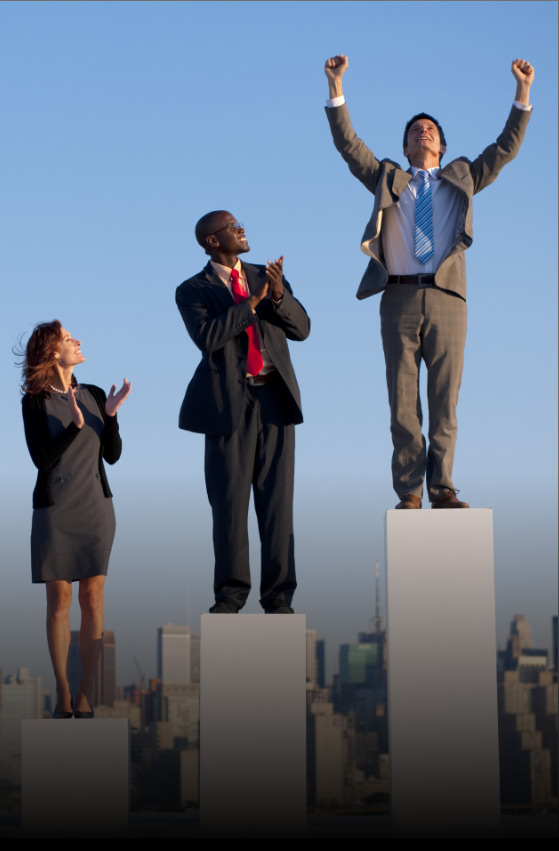 group-diverse-business-people-with-growth-graph